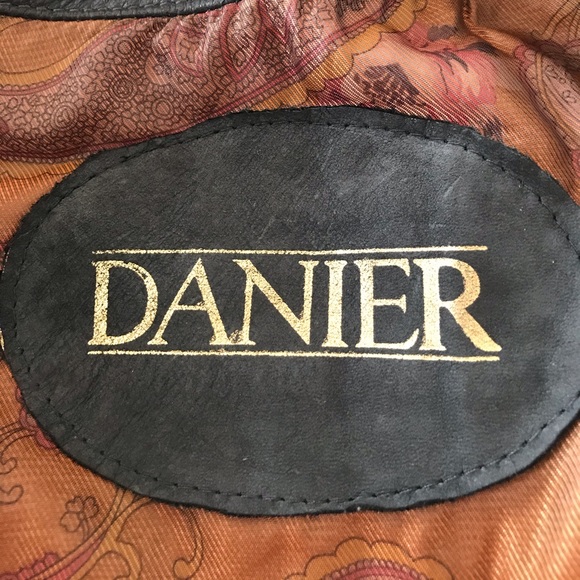 Danier 100% leather men coat - Picture 4 of 5
